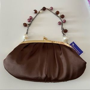 CLEARANCE**Evening clutch NWT